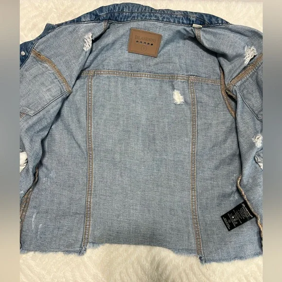 Blank NYC Distressed Denim Jacket Cropped Raw Hem Size S Light Wash Jean Jacket - Picture 11 of 11